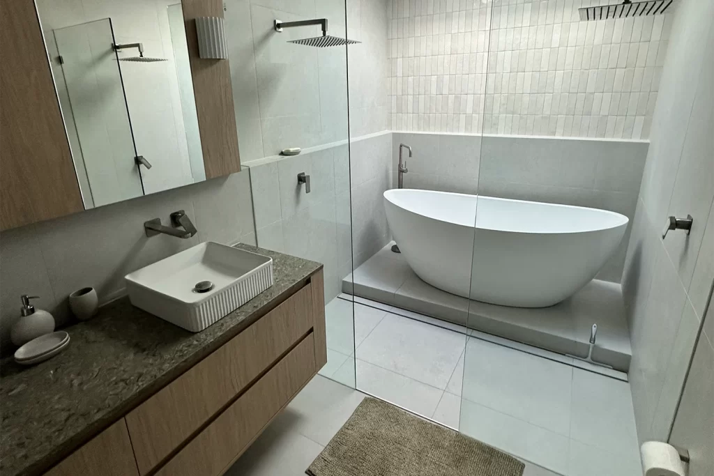 Barracuda Avenue Palm Beach renovation