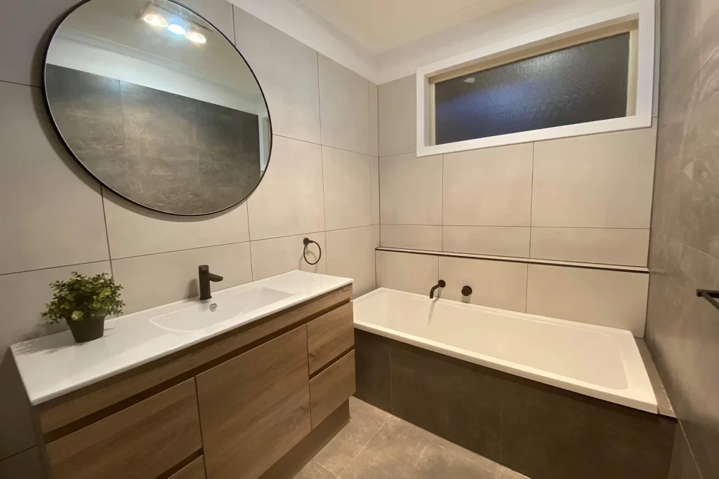 Fifth Avenue Palm Beach renovation, completed photo 4